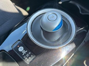 Nissan Leaf 24kWh Acenta Auto 5dr