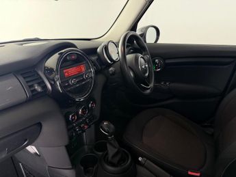 MINI Hatch 1.5 Cooper Auto Euro 6 (s/s) 5dr