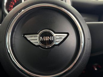 MINI Hatch 1.5 Cooper Auto Euro 6 (s/s) 5dr