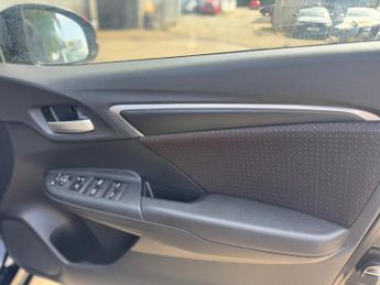 Honda Jazz 1.3 i-VTEC EX Navi CVT Euro 6 (s/s) 5dr