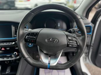 Hyundai IONIQ 1.6 h-GDi Premium DCT Euro 6 (s/s) 5dr