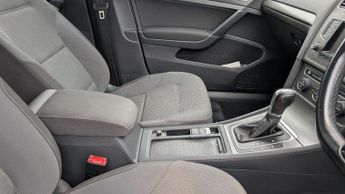 Volkswagen Golf 1.2 TSI BlueMotion Tech S DSG Euro 5