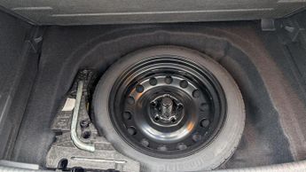 Volkswagen Golf 1.2 TSI BlueMotion Tech S DSG Euro 5