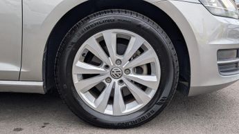 Volkswagen Golf 1.2 TSI BlueMotion Tech S DSG Euro 5