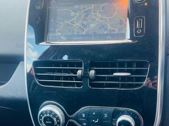 Renault Clio 1.5 dCi Dynamique S MediaNav EDC Euro 5 5dr