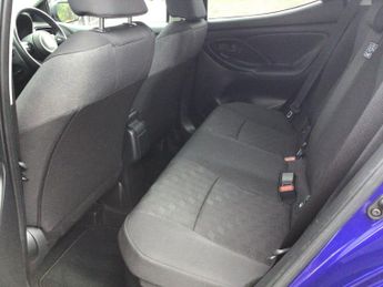 Toyota Yaris 1.5 VVT-h Design E-CVT Euro 6 (s/s) 5dr