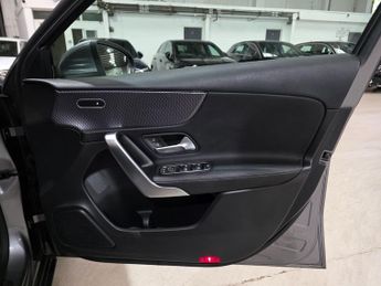 Mercedes-Benz A Class 1.5 A180d Sport (Executive) 7G-DCT Euro 6 (s/s) 5dr