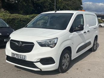 Vauxhall Combo 1.5 Turbo D 2300 Sportive L2 H1 Euro 6 (s/s) 4dr