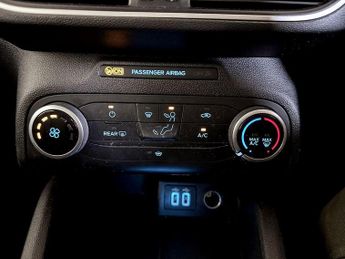 Ford Focus 1.5 EcoBlue Zetec Auto Euro 6 (s/s) 5dr
