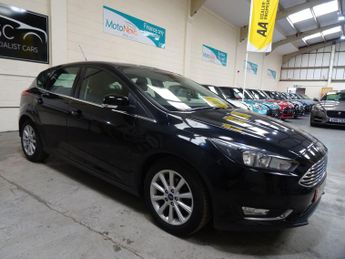 Ford Focus 1.0T EcoBoost Titanium Auto Euro 6 (s/s) 5dr