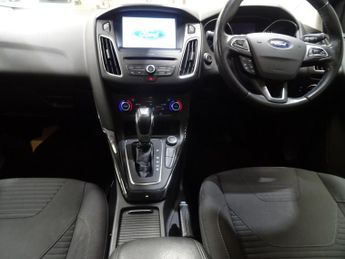 Ford Focus 1.0T EcoBoost Titanium Auto Euro 6 (s/s) 5dr