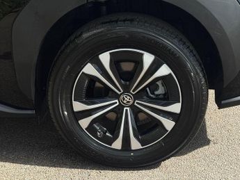 Toyota bZ4X 71.4kWh Pure Auto 5dr (11kW OBC)