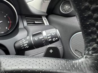 Land Rover Range Rover Evoque 2.0 TD4 HSE Dynamic Lux Auto 4WD Euro 6 (s/s) 5dr