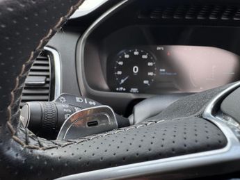 Volvo XC90 2.0 D5 PowerPulse R-Design Pro Auto 4WD Euro 6 (s/s) 5dr