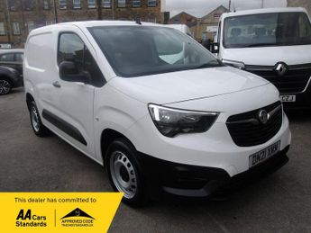 Vauxhall Combo 1.5 Turbo D 2300 Dynamic L1 H1 Euro 6 4dr