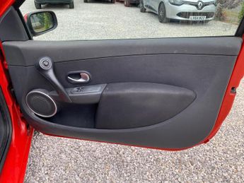 Renault Clio 1.4 16v Dynamique 3dr