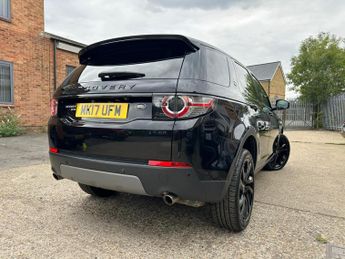 Land Rover Discovery Sport 2.0 TD4 HSE Black Auto 4WD Euro 6 (s/s) 5dr