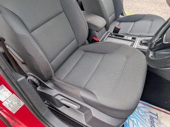 Volkswagen Golf 1.6 TDI BlueMotion Tech SE DSG Euro 5 (s/s) 5dr