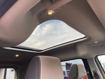 Ford Grand Tourneo Connect 1.5 TDCi Titanium Powershift Euro 6 (s/s) 5dr