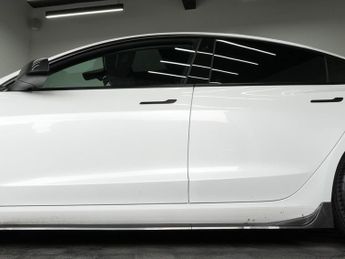 Tesla Model 3 (Dual Motor) Long Range Auto 4WDE 4dr
