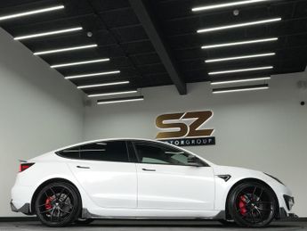 Tesla Model 3 (Dual Motor) Long Range Auto 4WDE 4dr