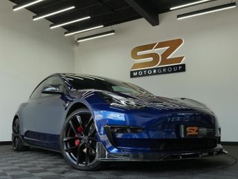 Tesla Model 3 (Dual Motor) Long Range Auto 4WDE 4dr