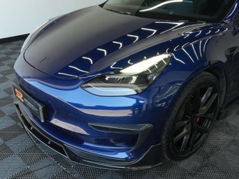 Tesla Model 3 (Dual Motor) Long Range Auto 4WDE 4dr