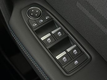Renault Symbioz 1.6 E-TECH iconic esprit Alpine Auto Euro 6 (s/s) 5dr