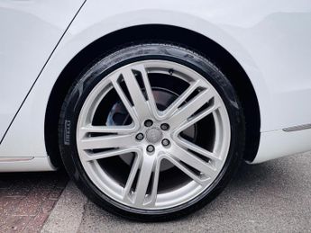 Audi A8 4.2 TDI V8 Sport Executive Tiptronic quattro Euro 6 (s/s) 4dr