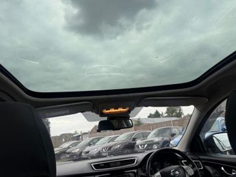 Nissan Qashqai 1.2 DIG-T n-tec+ XTRON 2WD Euro 5 (s/s) 5dr