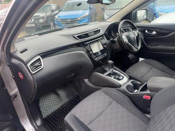 Nissan Qashqai 1.2 DIG-T n-tec+ XTRON 2WD Euro 5 (s/s) 5dr