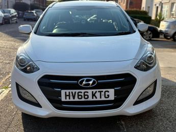 Hyundai i30 1.6 CRDi Blue Drive SE Tourer DCT Euro 6 (s/s) 5dr