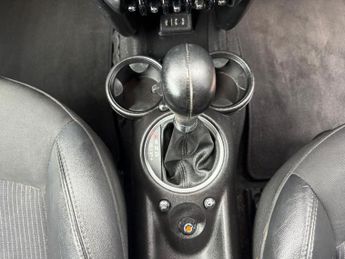 MINI Convertible 2.0 Cooper D Auto Euro 5 2dr