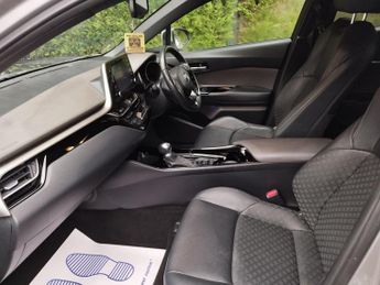 Toyota C-HR 2.0 VVT-h Excel SUV 5dr Petrol Hybrid CVT Euro 6 (s/s) (184 ps)