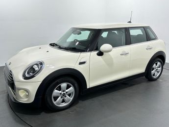 MINI Hatch 1.5 Cooper Steptronic Euro 6 (s/s) 5dr