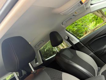Vauxhall Grandland X 1.2 Turbo Sport Nav Auto Euro 6 (s/s) 5dr