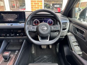 Nissan Qashqai 1.3 DIG-T MHEV Tekna+ XTRON Euro 6 (s/s) 5dr
