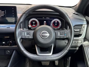 Nissan Qashqai 1.3 DIG-T MHEV Tekna+ XTRON Euro 6 (s/s) 5dr