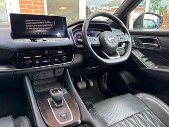 Nissan Qashqai 1.3 DIG-T MHEV Tekna+ XTRON Euro 6 (s/s) 5dr