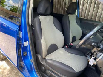 Nissan Note 1.6 16V n-tec Auto Euro 5 5dr