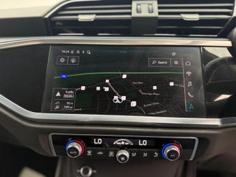 Audi Q3 1.4 TFSIe 45 Technik S Tronic Euro 6 (s/s) 5dr 13kWh