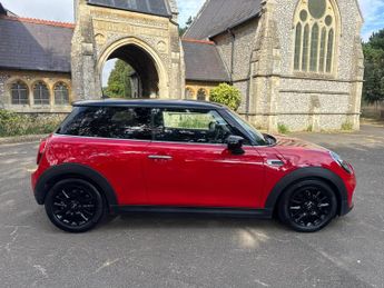 MINI Hatch 1.5 Cooper Classic Steptronic Euro 6 (s/s) 3dr