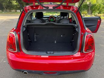 MINI Hatch 1.5 Cooper Classic Steptronic Euro 6 (s/s) 3dr