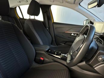 Peugeot E-208 50kWh Active Auto 5dr
