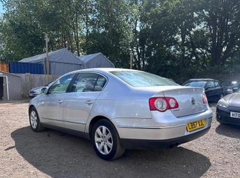 Volkswagen Passat 2.0 TDI SE Euro 4 4dr