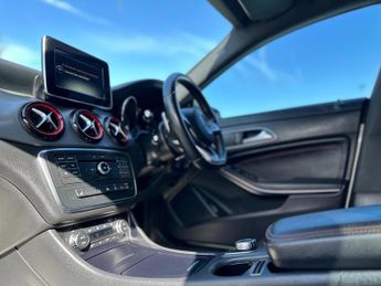 Mercedes-Benz CLA 2.0 CLA250 Engineered by AMG Coupe 7G-DCT 4MATIC Euro 6 (s/s) 4d