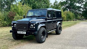 Land Rover Defender 2.2 TDCi XS Utility Wagon 4WD MWB Euro 5 5dr