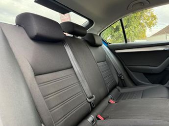 Skoda Octavia 1.6 TDI SE Technology DSG Euro 6 (s/s) 5dr