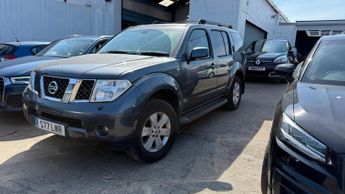 Nissan Pathfinder 2.5 dCi Aventura 5dr