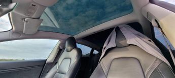 Tesla Model 3 (Dual Motor) Long Range Auto 4WDE 4dr